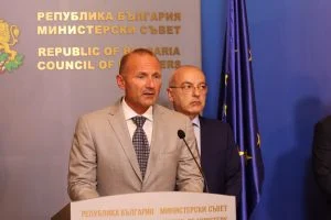 Министерски съвет пресконференция за енергетиката Росен Христов
