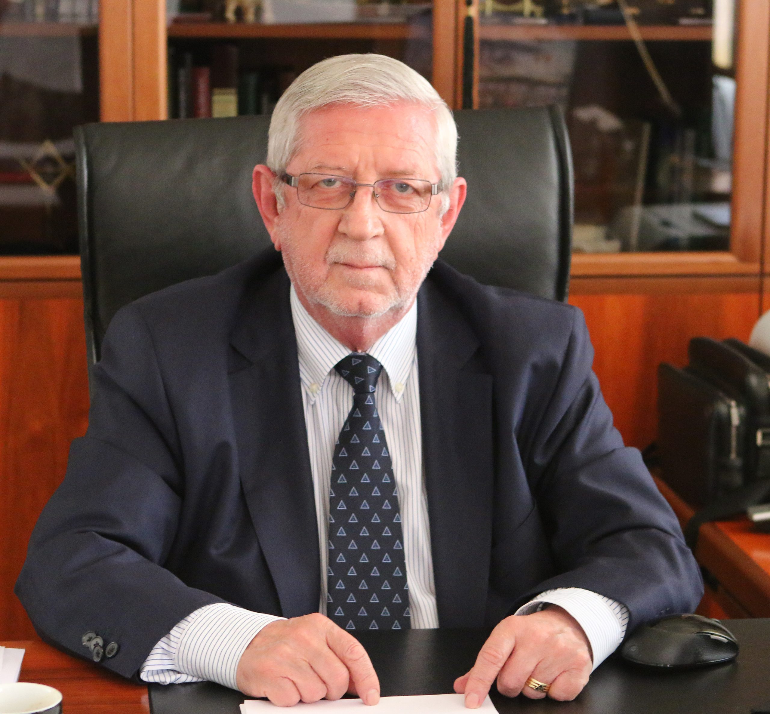 Григорий Вазов