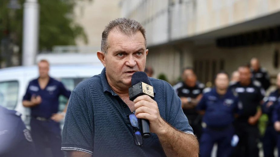  e12aa6d9dabf102ea2ad95c6e81d3e4f 