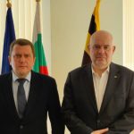 Кметът на Перник Станислав Владимиров (вляво) и главният прокурор Иван Гешев