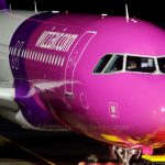 самолет уиз еър