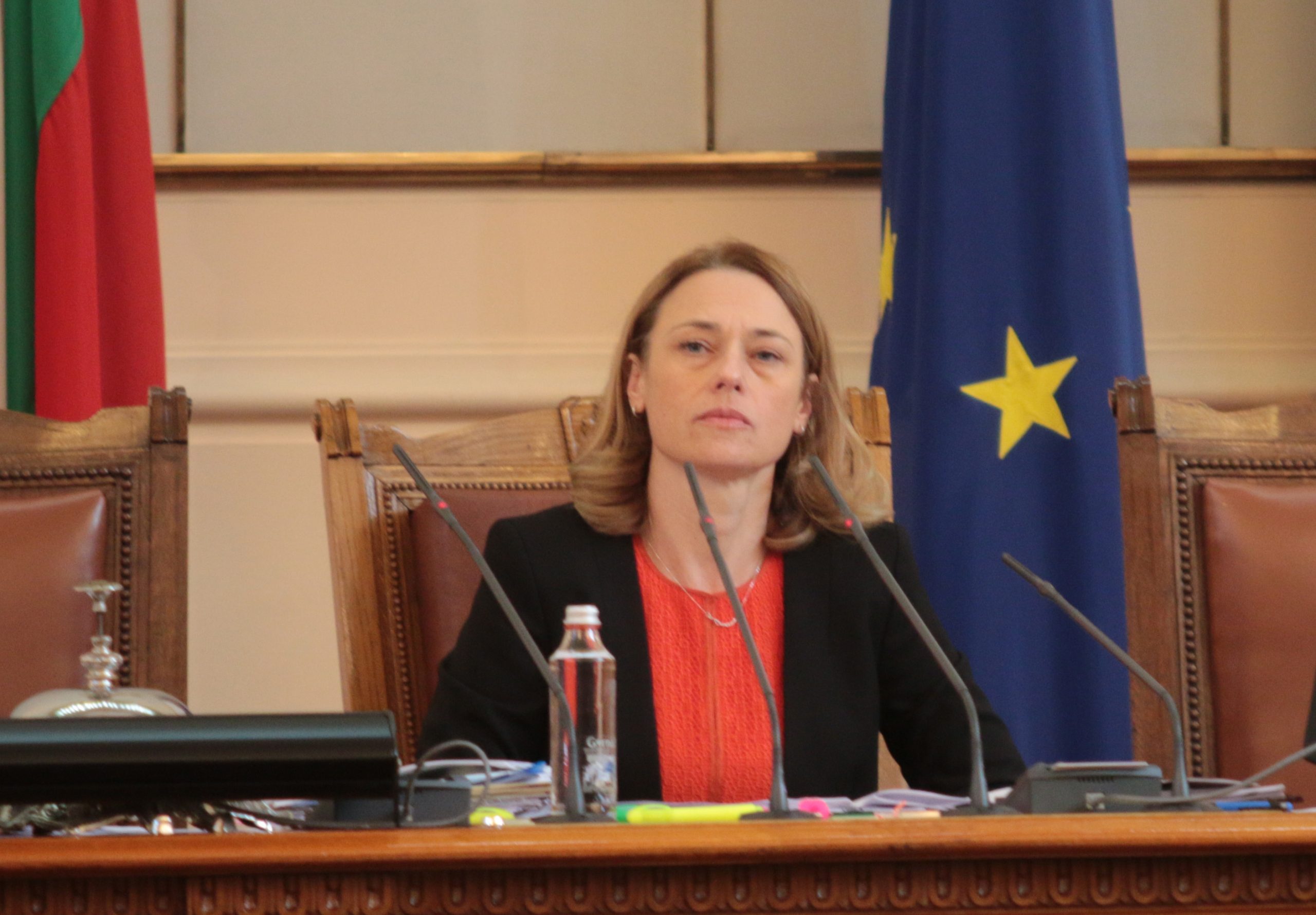 Парламент актуализация на бюджета Ива Митева