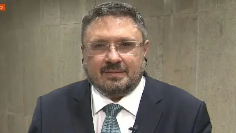 Който иска да води другите, трябва да е готов да им служи, обяви Кирил Вълчев