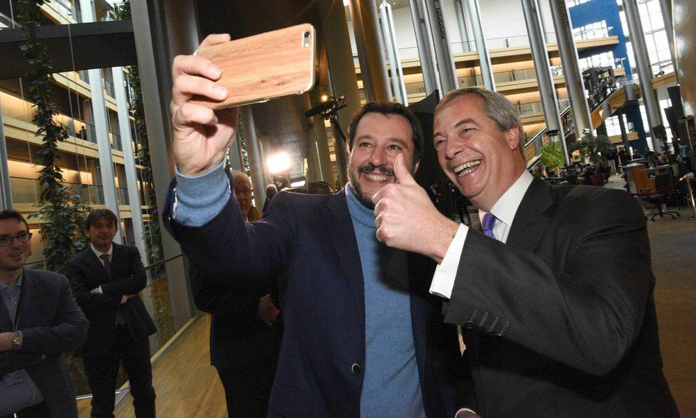 Найджъл Фараж Матео Салвини