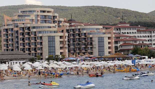 море