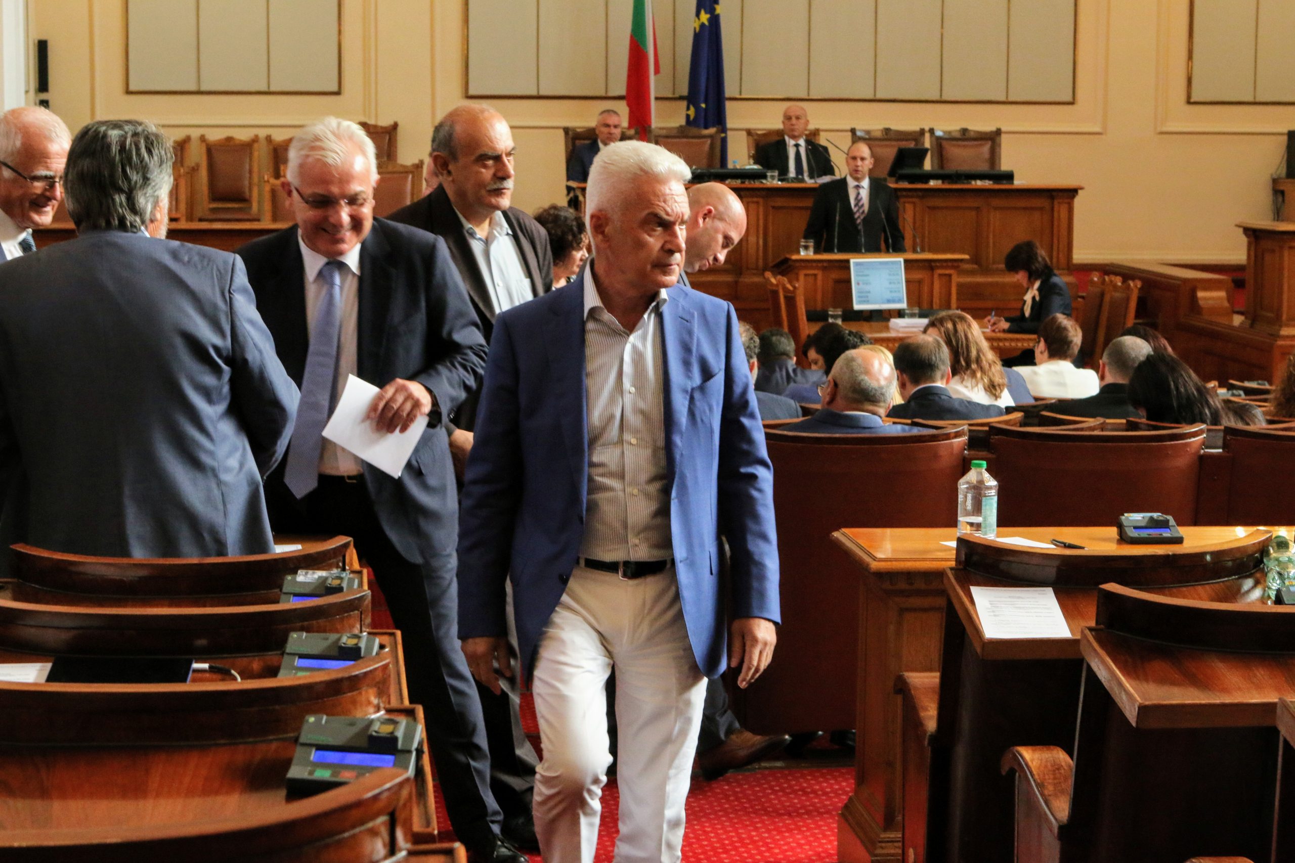 Парламент Волен Сидеров