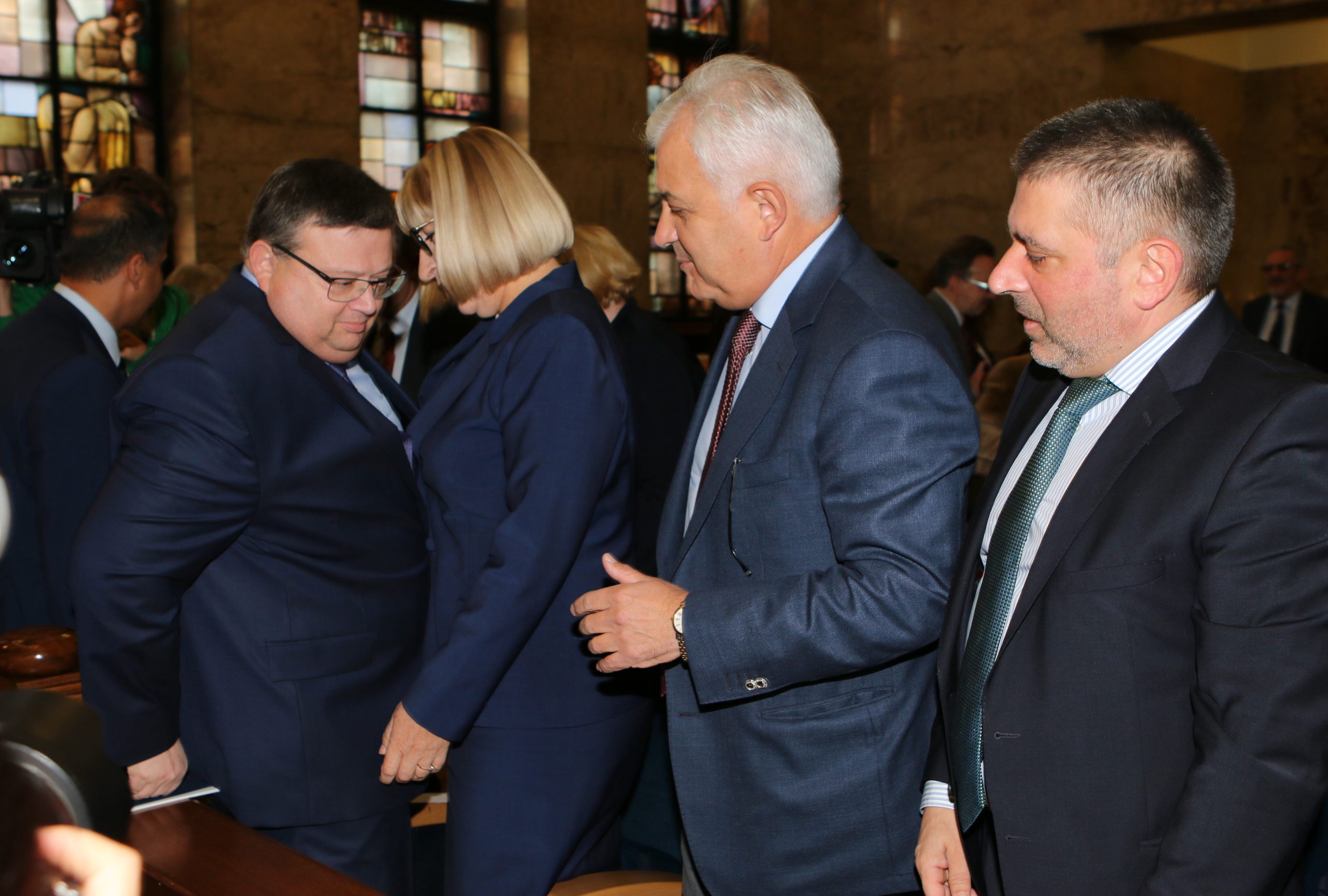 Нов ВСС Висш съдебен съвет Сотир Цацаров Цецка Цачева