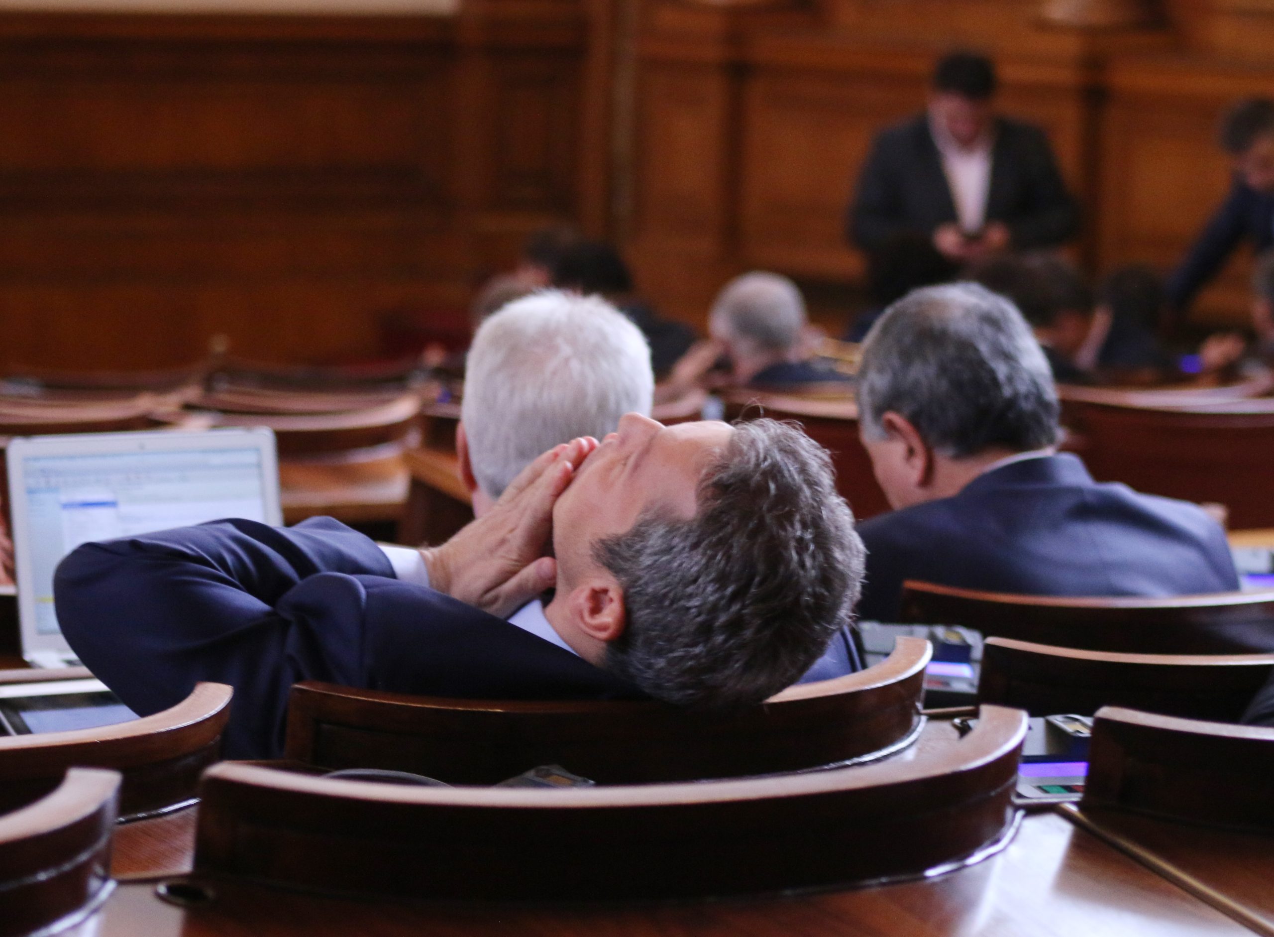 Парламент
