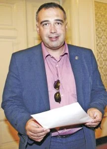 Антон Кутев