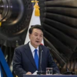 Прокуратурата в Южна Корея поиска смъртно наказание за Юн Сук-йол