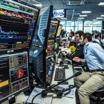 зала на фондова борса акции пари