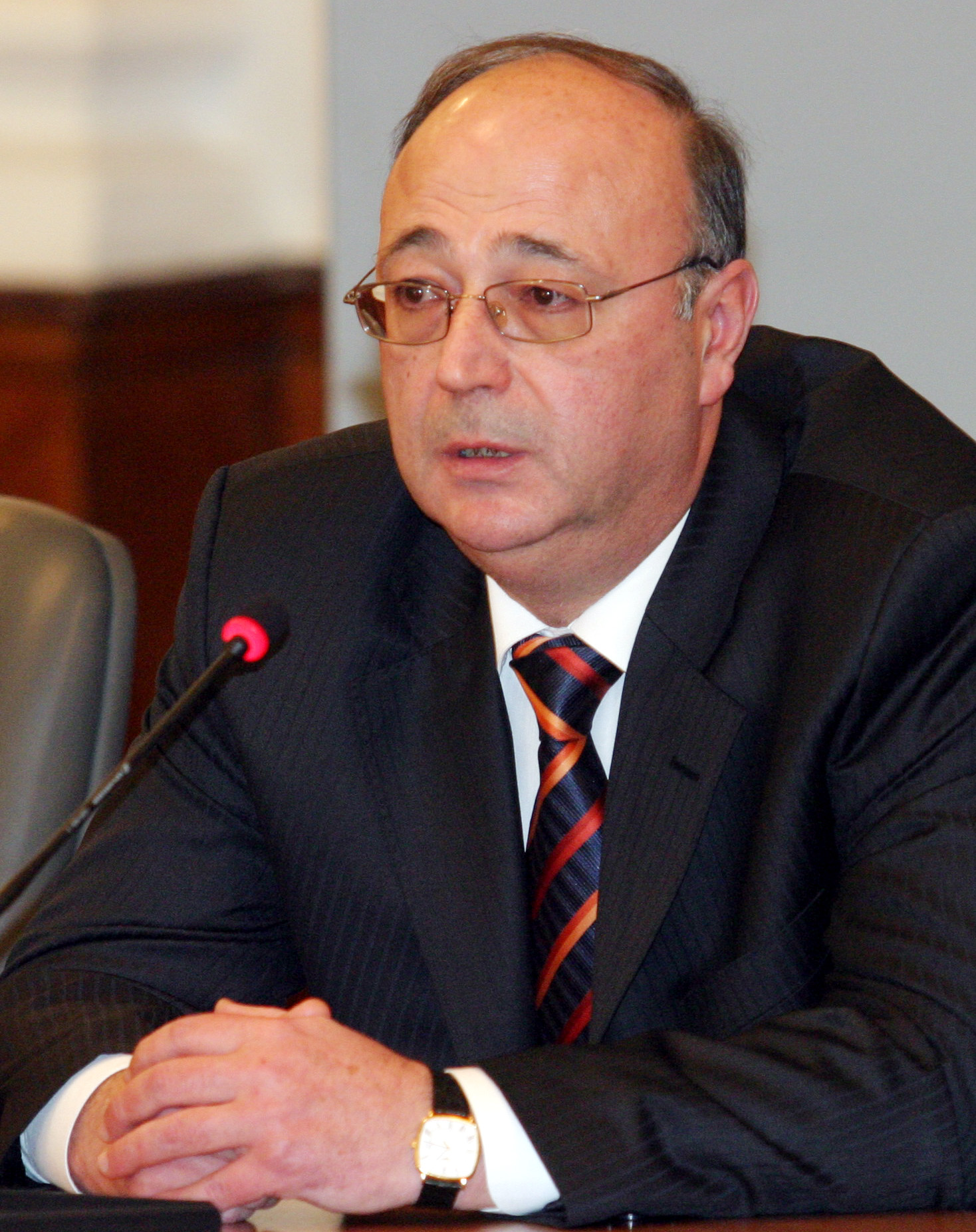 Петко Сертов - председател на Държавната агенция „Национална сигурност”.