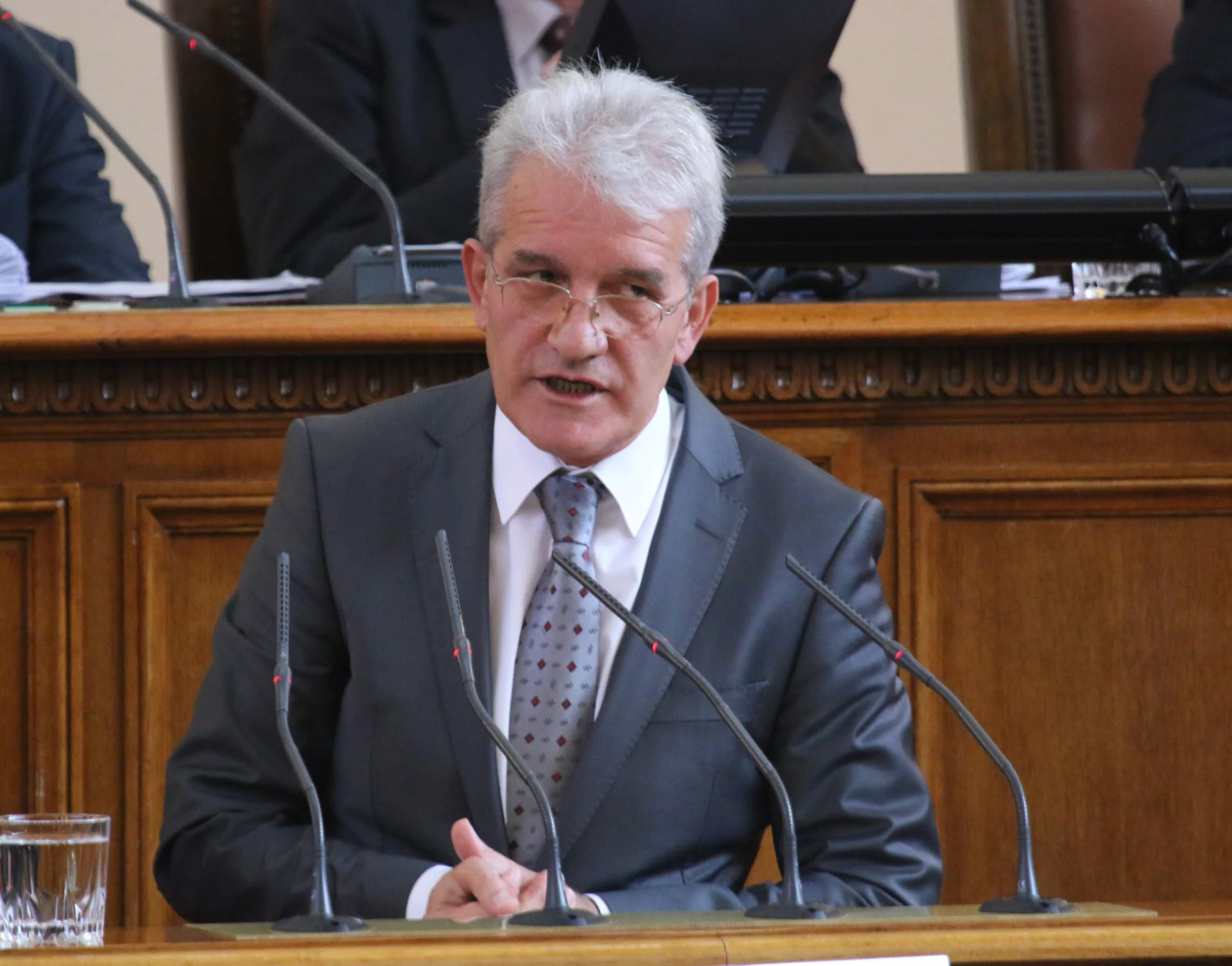 Парламент Рамадан Аталай