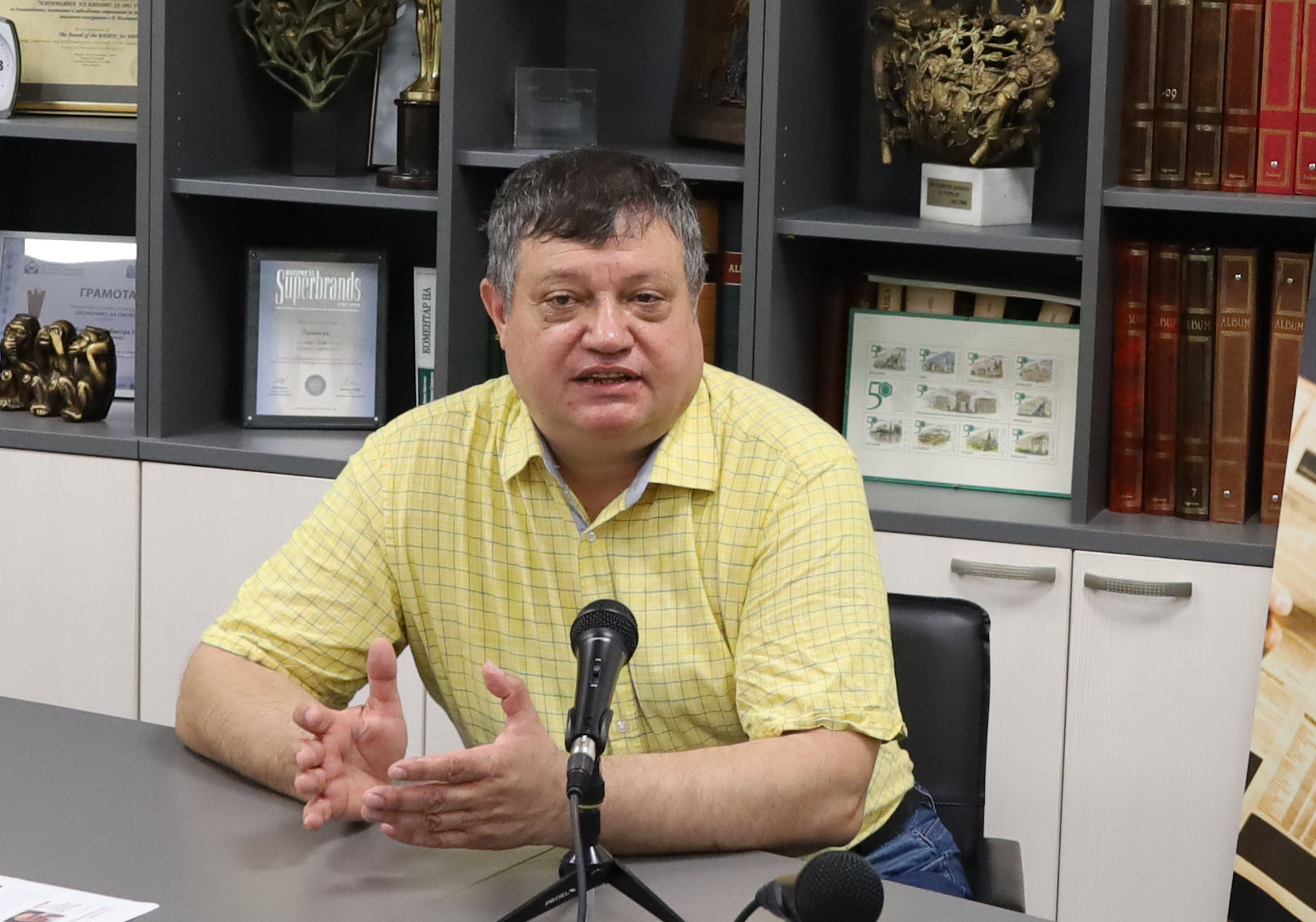 Стефан Дечев