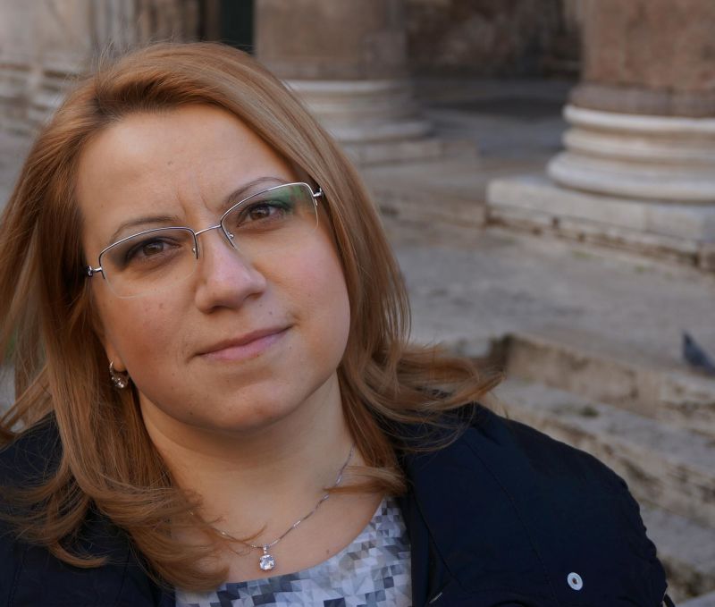 деница златева