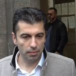 Избори Кирил Петков гласува