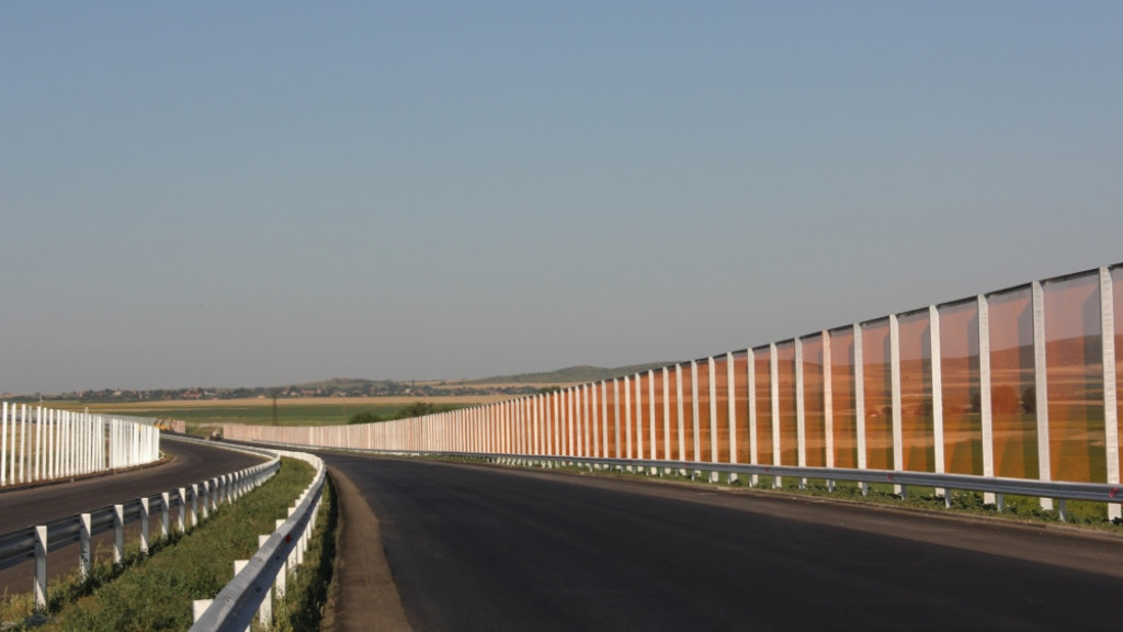 Шумозаглушаваща ограда АПИ