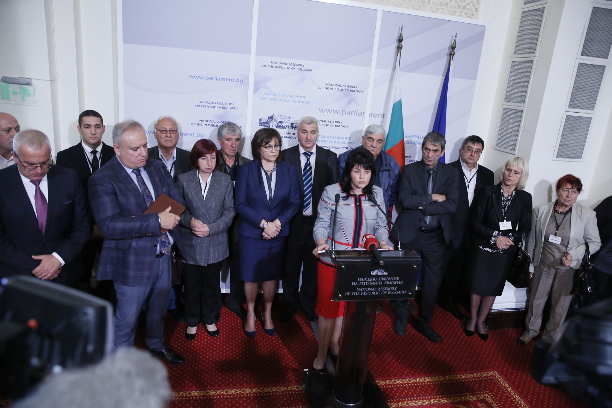 Корнелия Нинова
