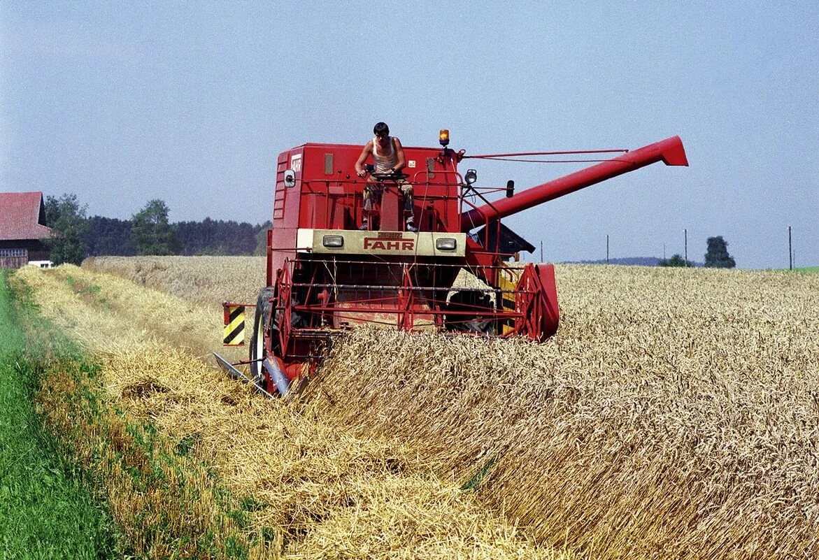 ЕК планира по-високи мита за вноса на земеделски продукти от Украйна