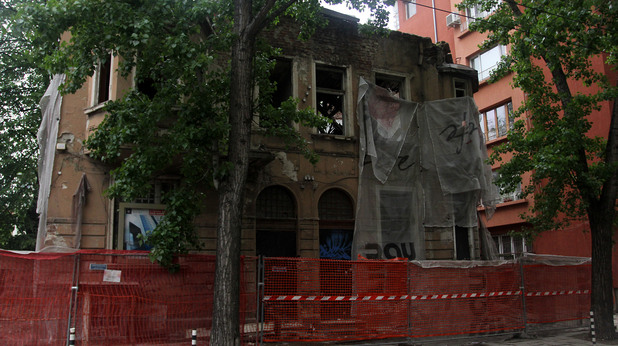 двойната къща