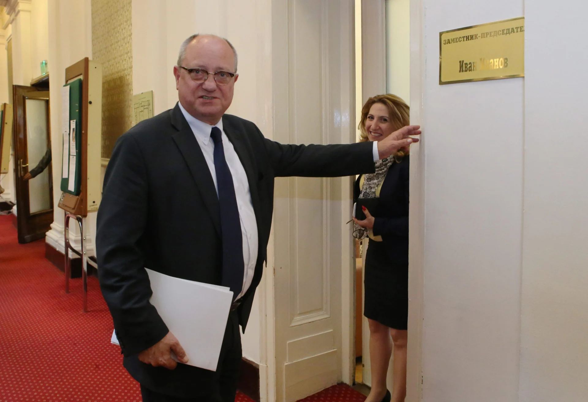 Парламент Тодор Танев мин. на образованието