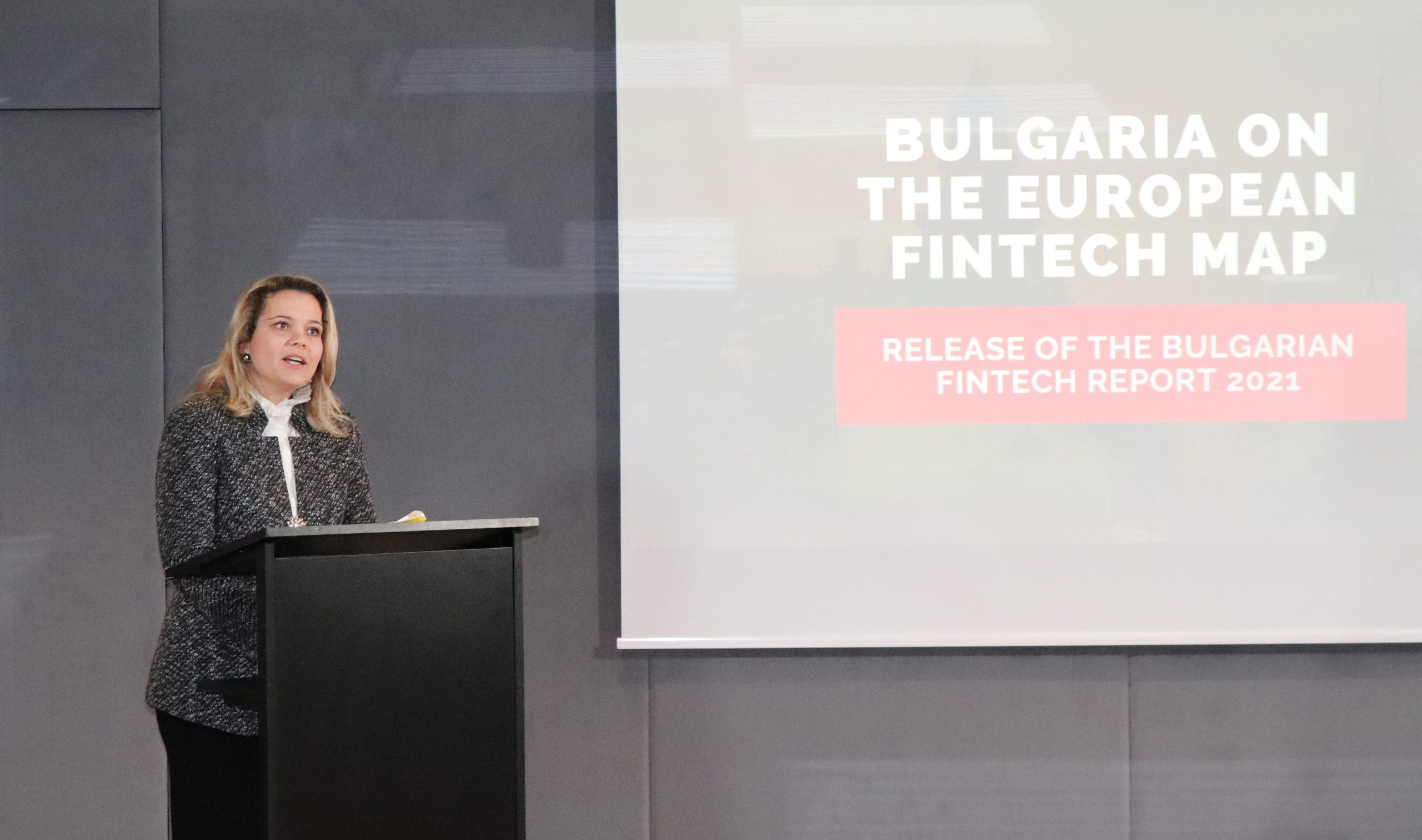 Заместник-министър Моника Димитрова-Бийчър откри конференцията „България на европейската финтек карта“