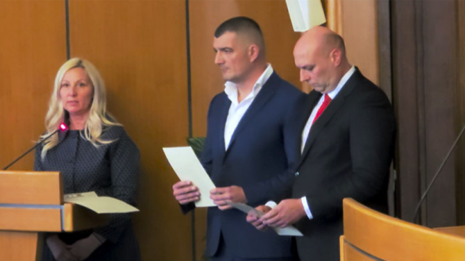 Йордан Тодоров и Иван Кирилов положиха клетва като нови членове ва Столичния общински съвет (СОС)