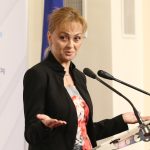 Парламент Полина Карастоянова