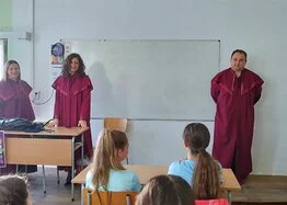 прокурори деца