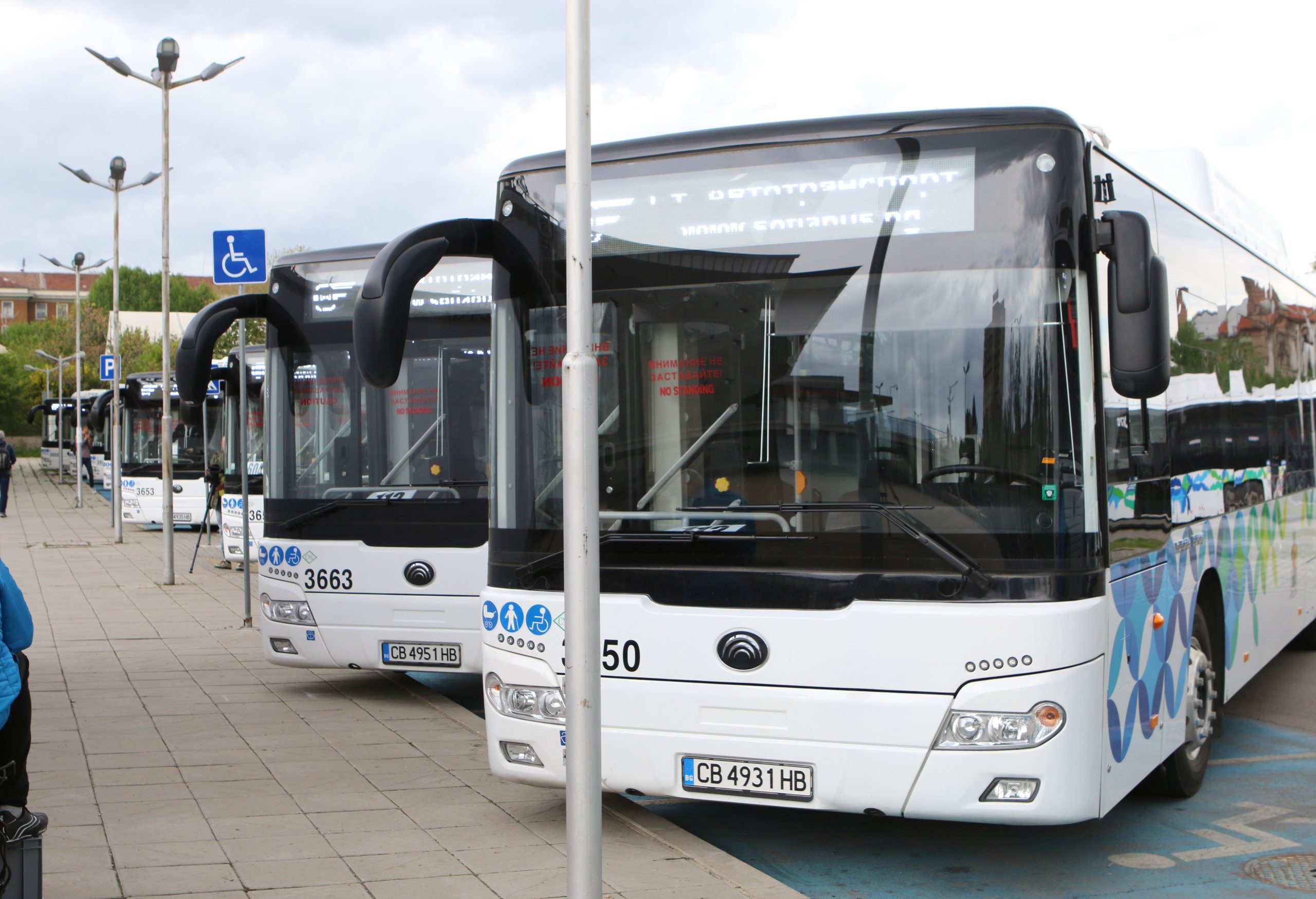 Нови автобуси итонг за столичен автотранспорт Йорданка Фандъкова...