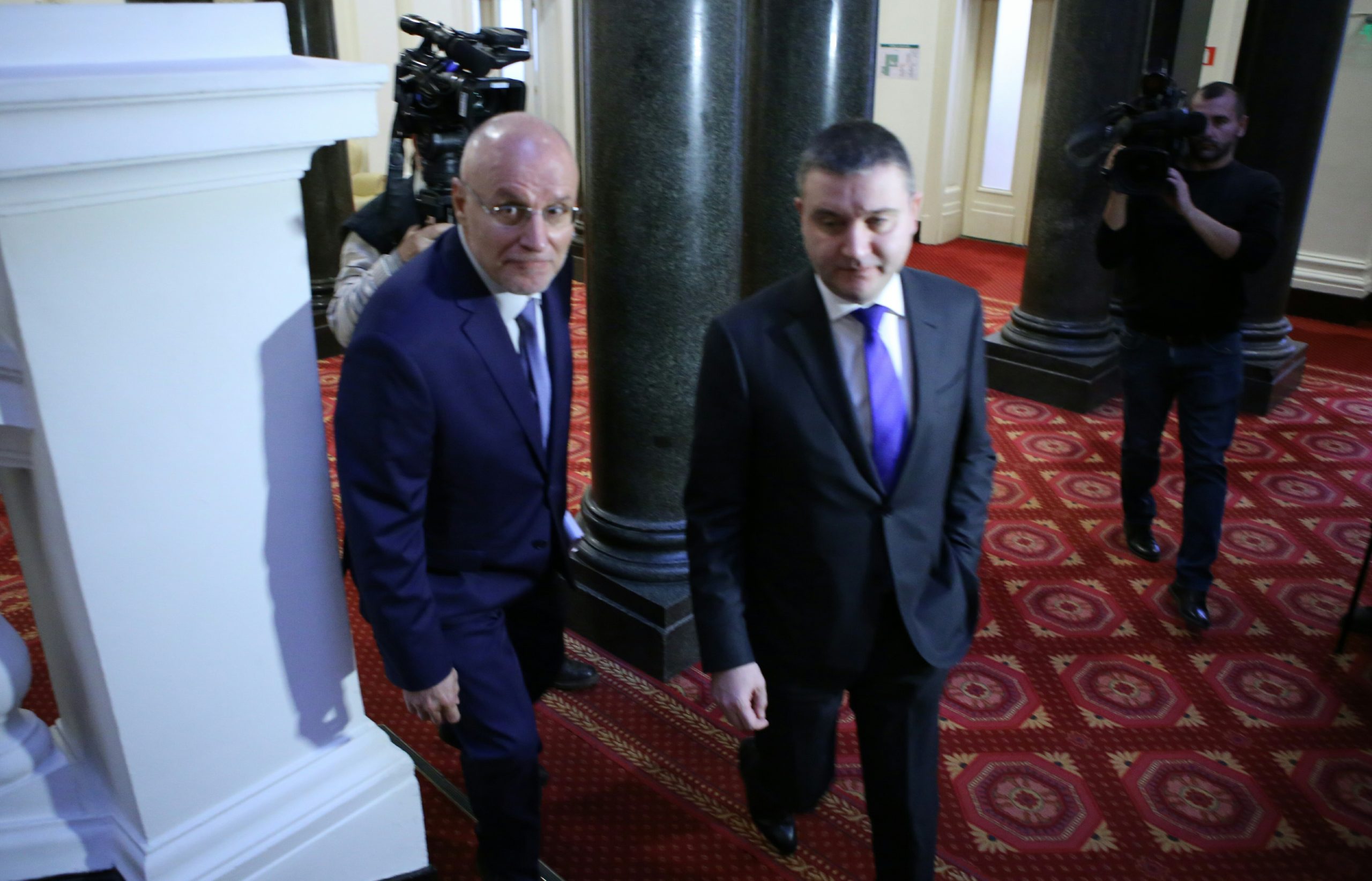 Парламент Владислав Горанов