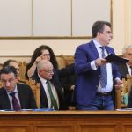 Парламент вот на недоверие към кабинета на Кирил Петков
