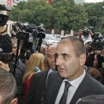 Бившият МВР-шеф Цветан Цветанов чинно се явява в спецпрокуратурата