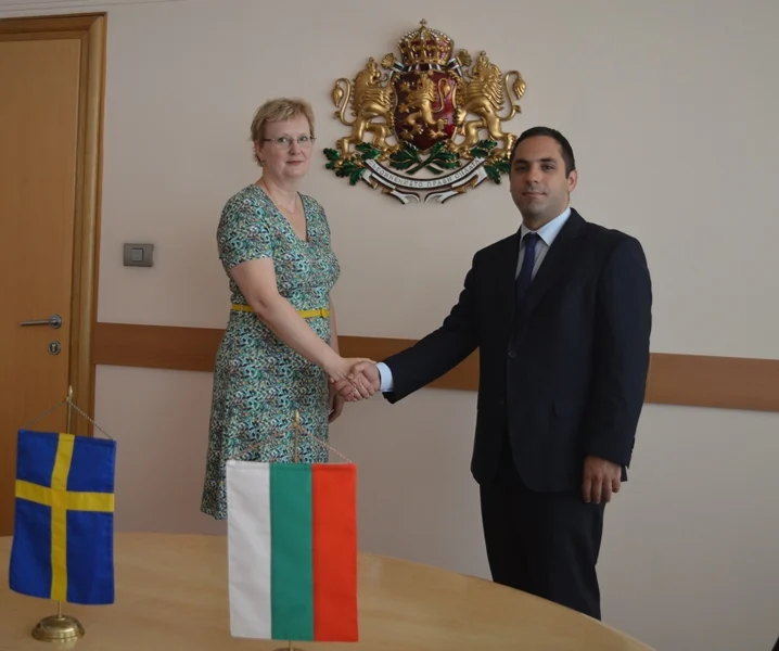 караниколов