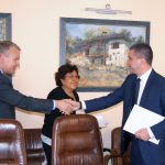 Министърът на финансите Владислав Горанов е запозна ръководителите на мисията – от страна на МВФ Майкъл Мур и от страна на СБ – Илиас Скамнелос