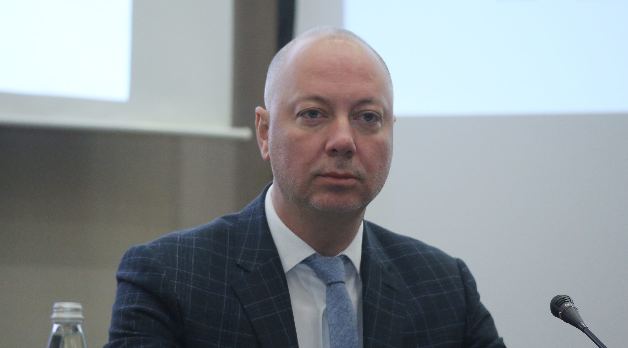 Росен Желязков мин. на траснпорта хотел „Хилтън“