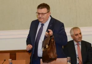 Парламент комисия за контрол над службите за сигурност Сотир Цацаров
