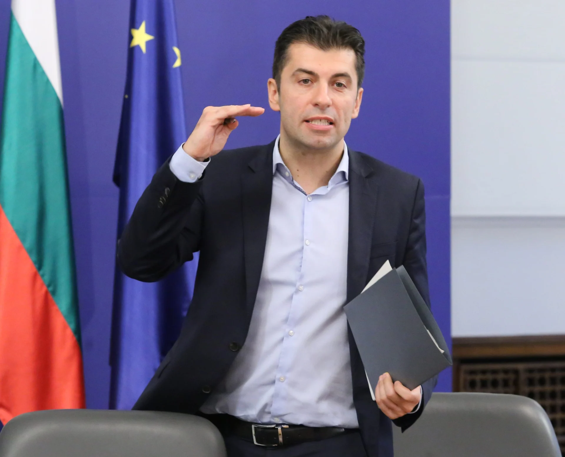 Кирил Петков мин. на икономиката