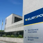 Европол закопча трима от сирийска мрежа за трафик на мигранти