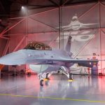 България официално получи първия си изтребител F-16