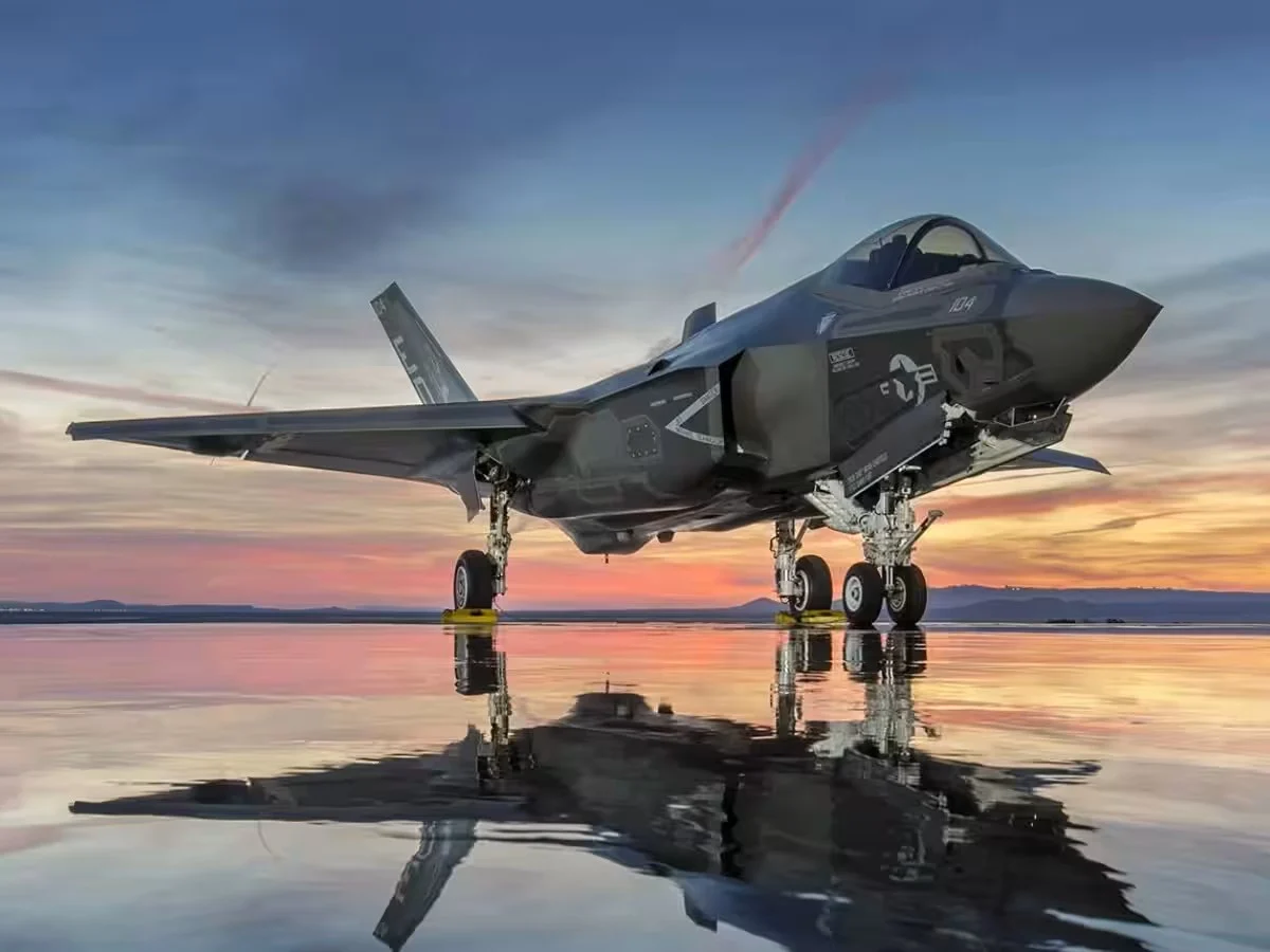 САЩ разследва инцидент, при който секретни части от F-35 са били отклонени към Хонконг