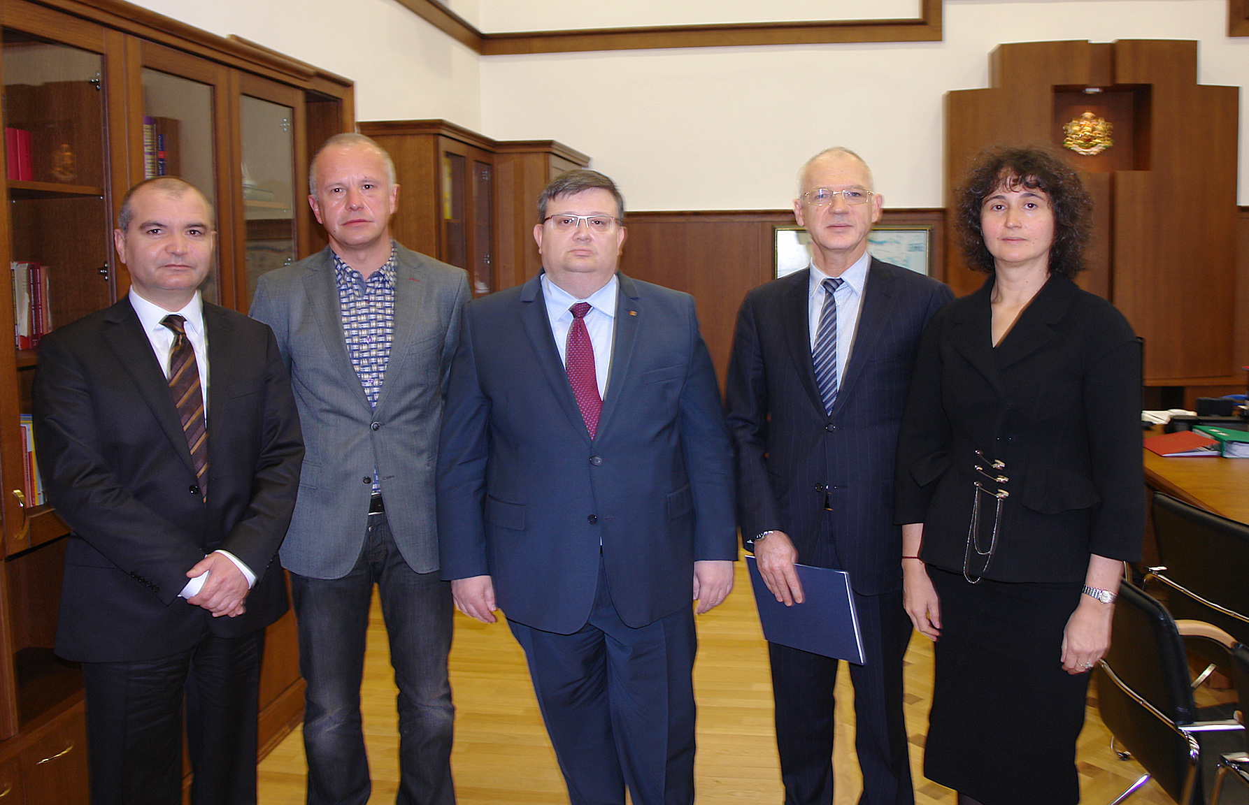 Среща между ръководството  на Асоциация на индустриалния капитал в България (АИКБ) и Главния прокурор на Република България по повод на широко дискутираните в българското общество проекти на закони за изменение и допълнение на Гражданско – процесуалния кодекс (приет на първо четене от НС) и Наказателно – процесуалния кодекс (оттеглен от вносителите).