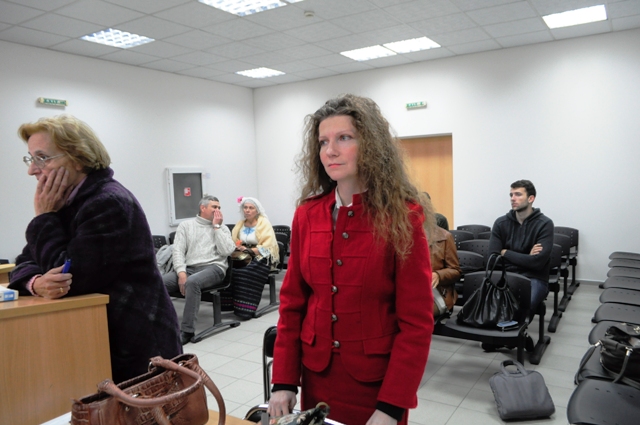 девствената поетеса