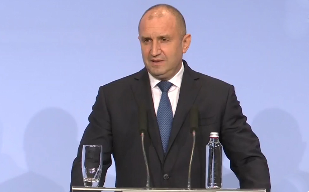 Инициативен комитет издига кандидатурата на Румен Радев за президент