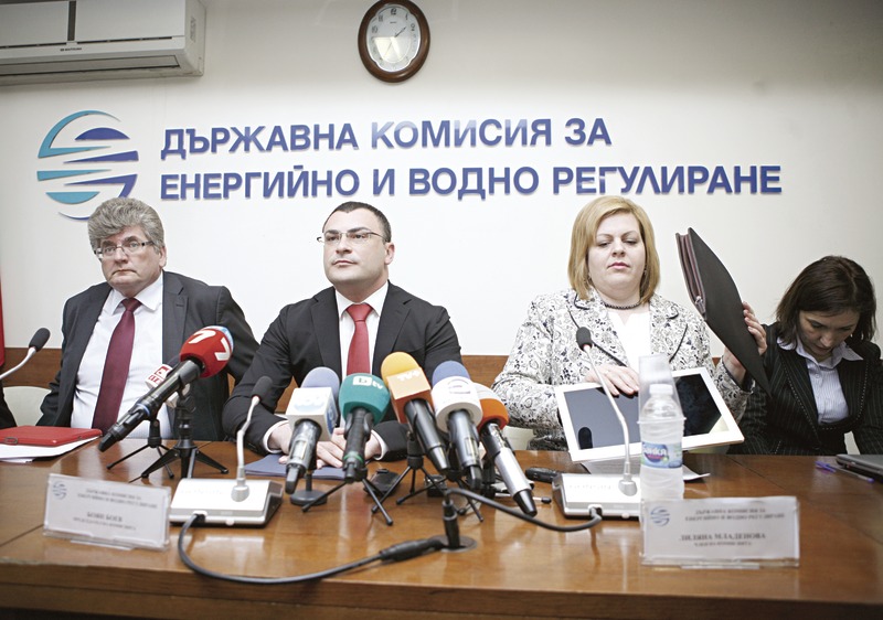 Комисарите от ДКЕВР изиграха своята роля точно навреме.