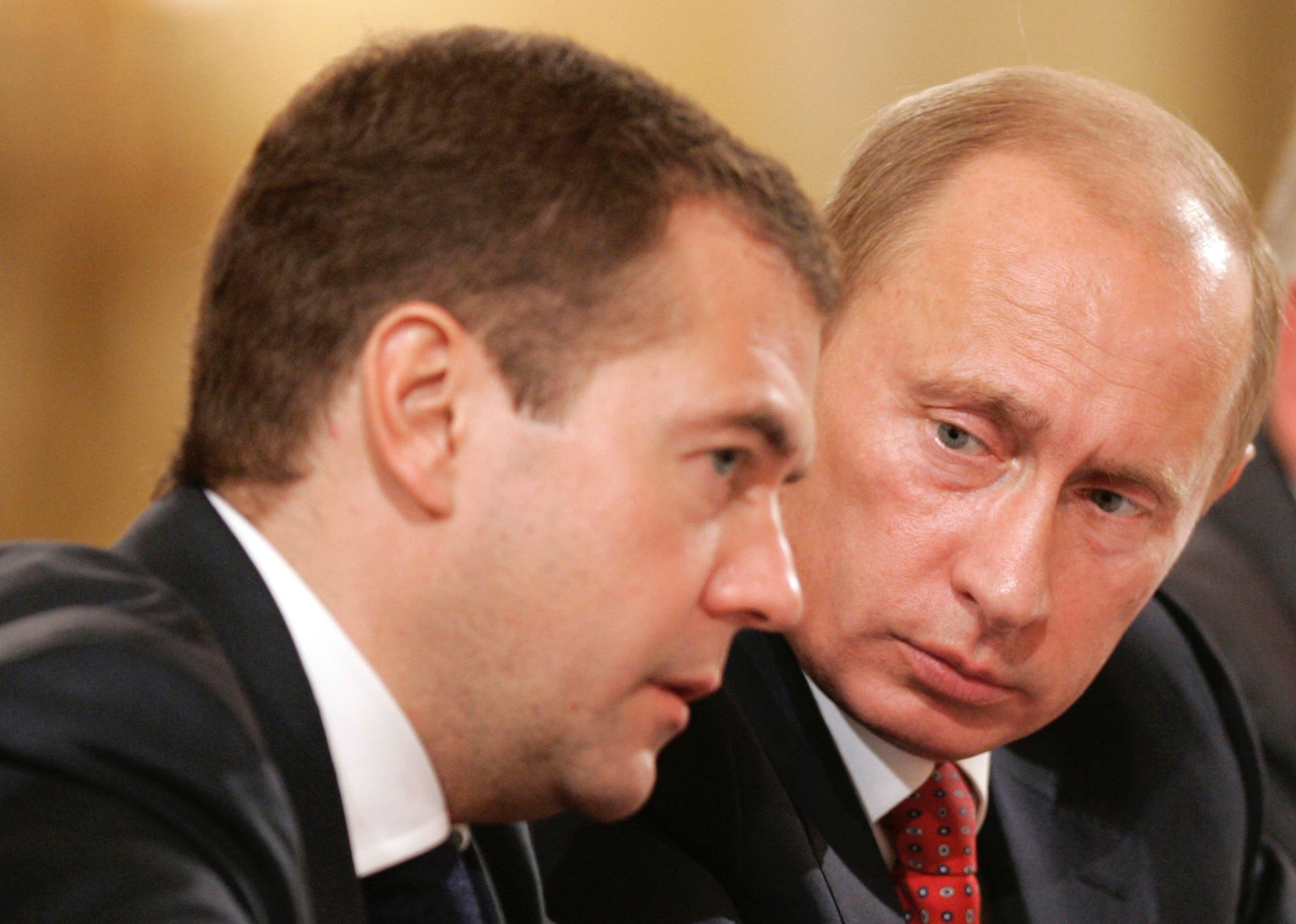 Владимир Путин и Дмитрий Медведев