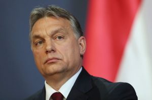 Десетки хиляди протестираха в Будапеща срещу премиера Виктор Орбан