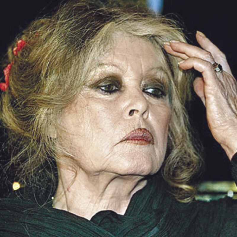 Легендарната френска актриса певица модел и ревностна защитничка на животните