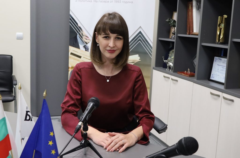 Деница Симеонова