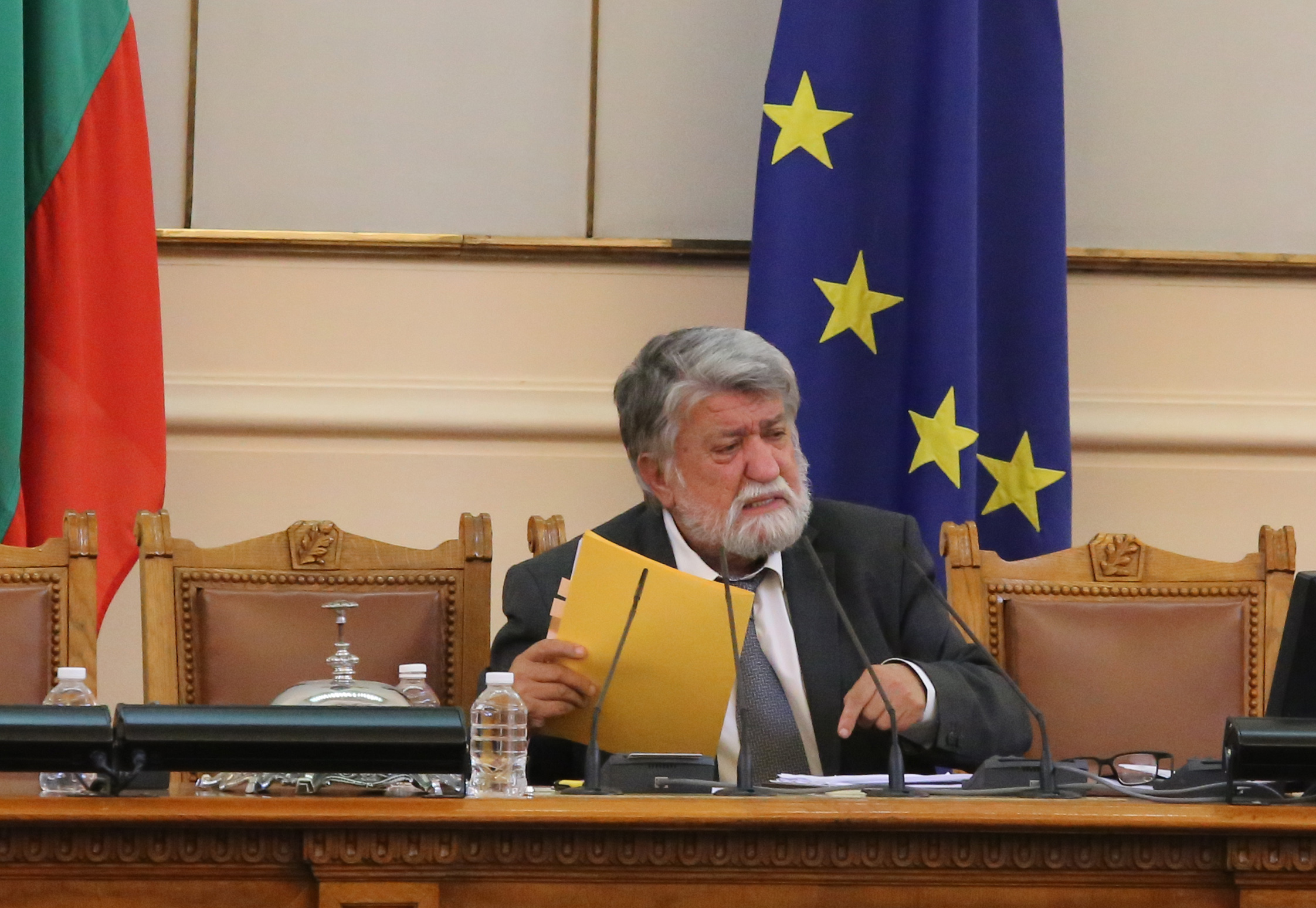 Парламент заседание Вежди Рашидов
